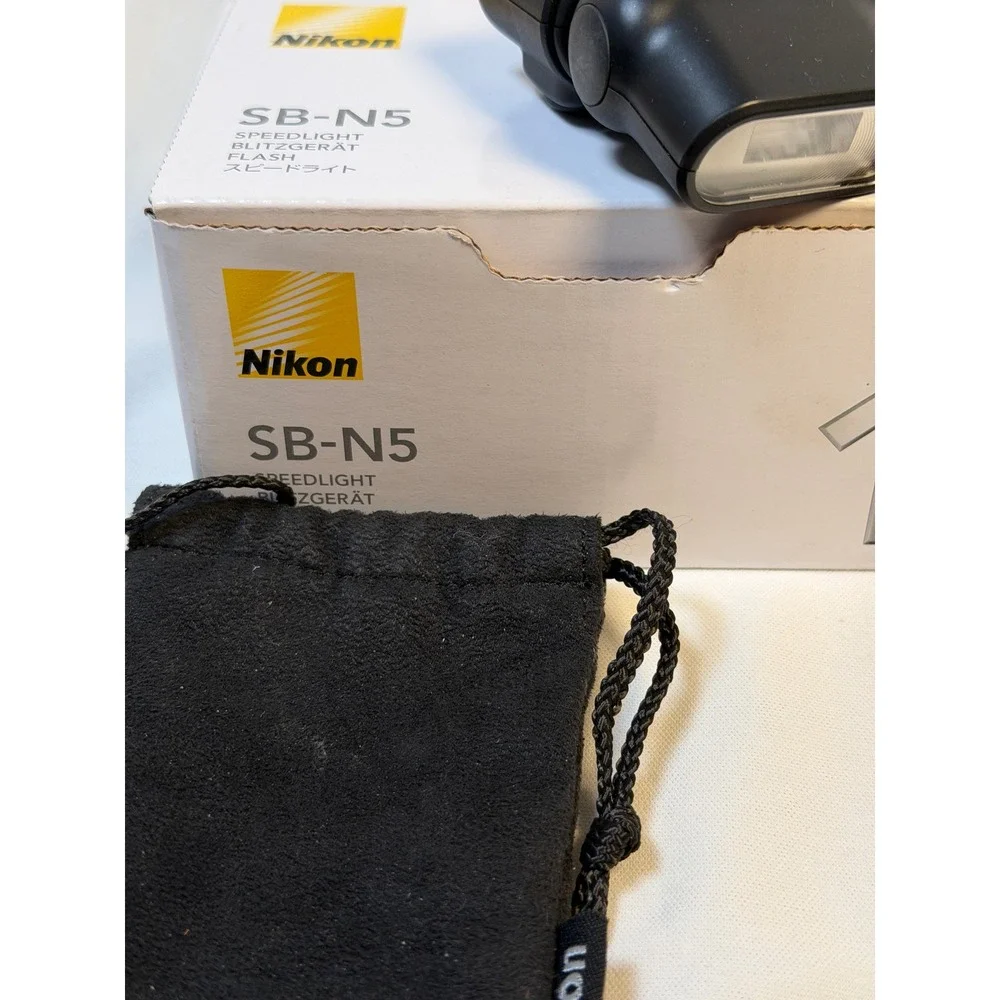 Nikon SB-N5 Speedlight Flash for Nikon 1 V1 V2 V3 Cameras Black LED Light Boxed